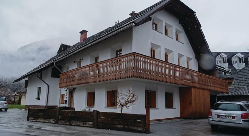 Apartma Pri Struklju Kranjska Gora Buitenkant foto
