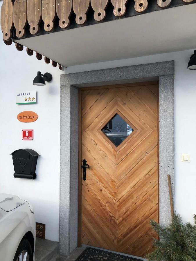 Apartma Pri Struklju Kranjska Gora Buitenkant foto